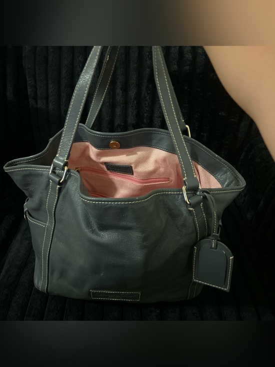 Dooney & Bourke Handbags - Dooney & Bourke Black Leather Tote with Pink Interior